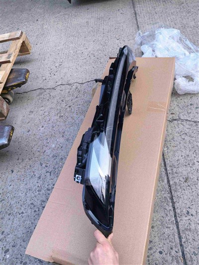 বাম ফ্রন্ট সিগন্যাল ল্যাম্প সমাবেশ